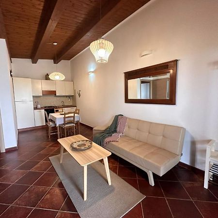 B&B Estremo Sud 마르자메미 외부 사진